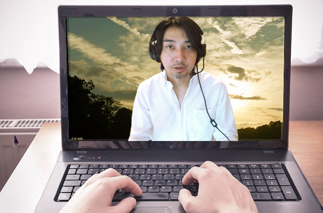 Zoomでしのぶがカウンセリングをしている様子